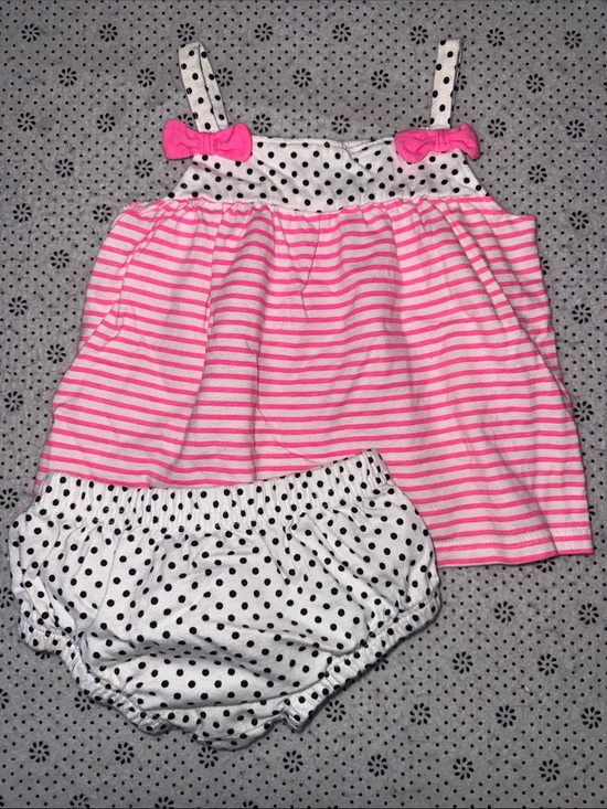 Koalababy Other - 🛍CUTE  LITTLE  GIRLS OUTFIT SIZE 6-9 MONTHS